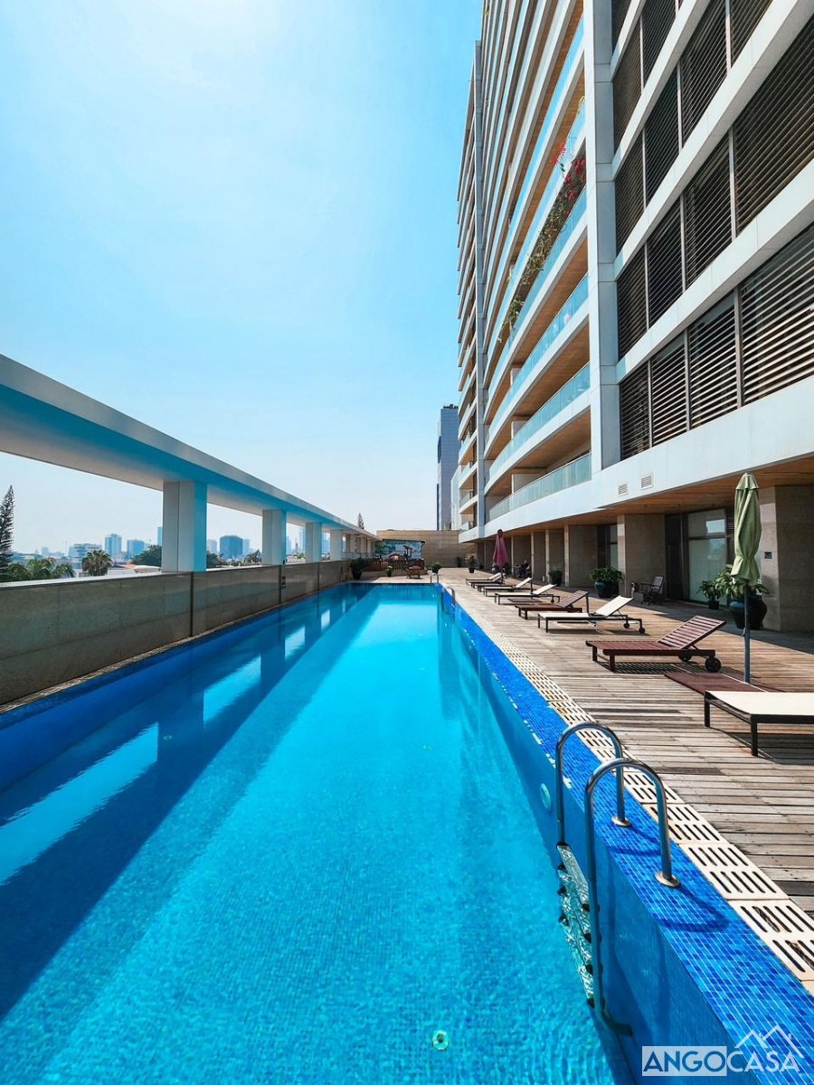 Apartamento T5 em Solar de Alvalade