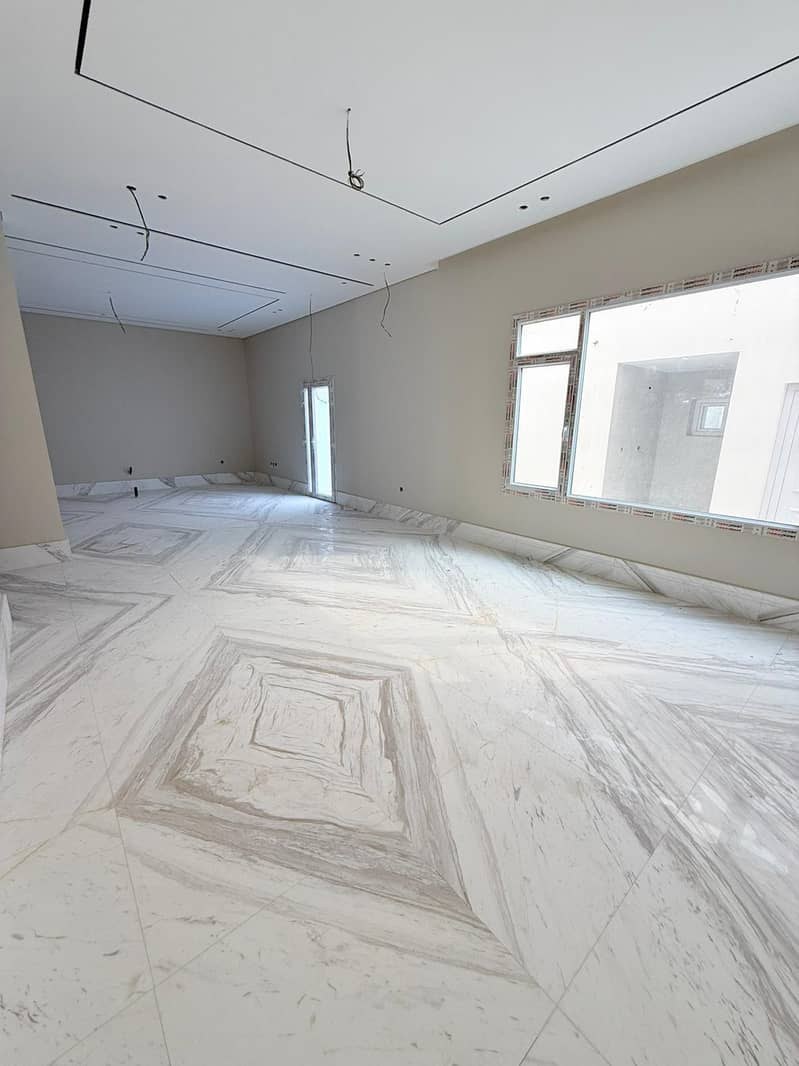 10 Bedrooms Villa For Sale in Ar Rayyan