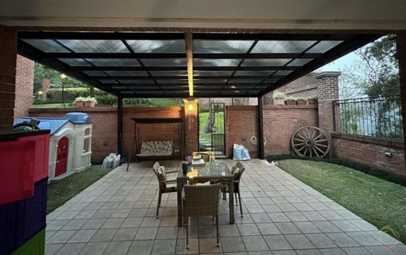 Apartamento en Encinos de Cayala zona 16