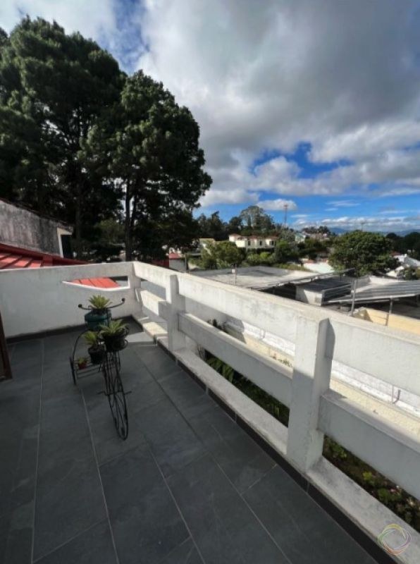 Casa en venta en La Montaña, zona 16