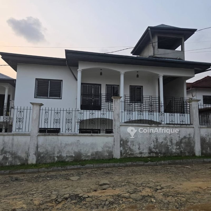 Vente villa 10 pièces - Douala