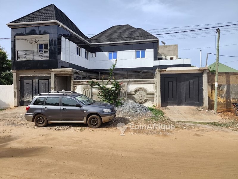 Vente villa 7 pièces à adidogome