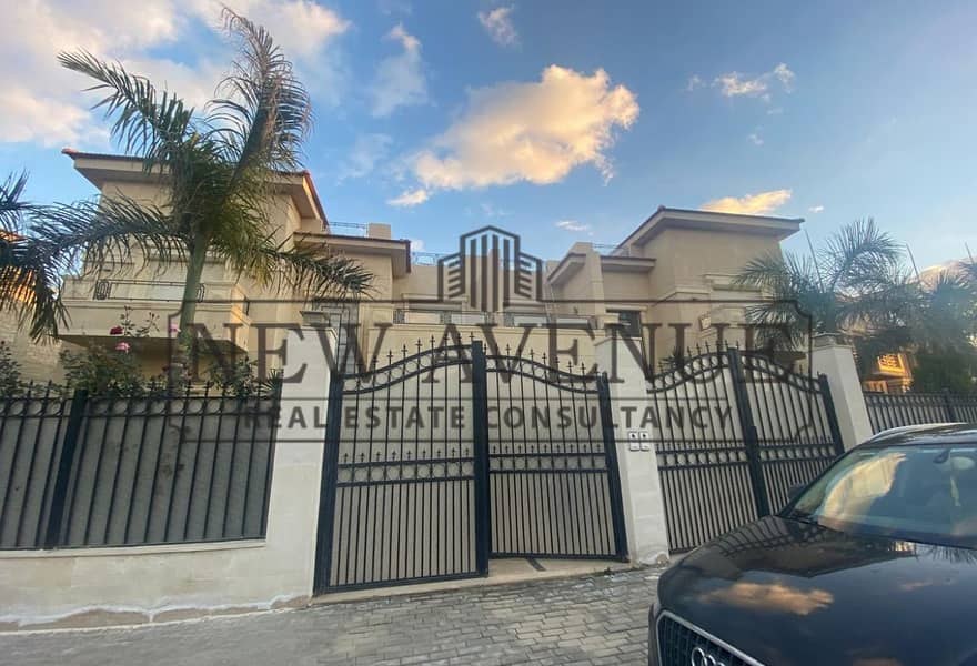 Standalone for sale In Katameya dunes First row golf Prime location Fully finished super lux Ready to move