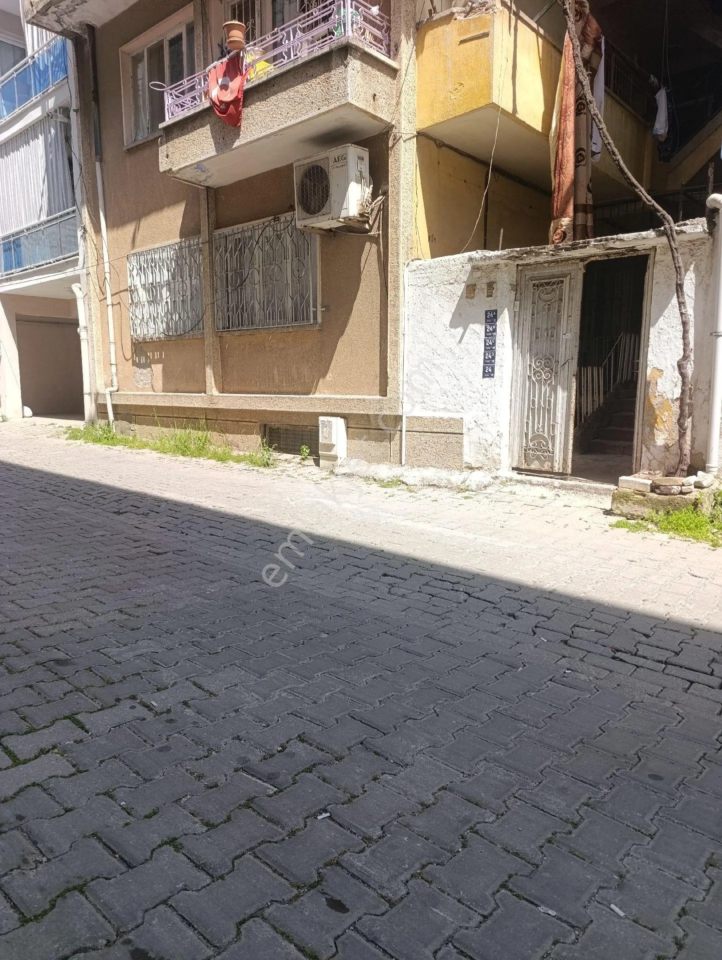 Efeler De Satılık Daire