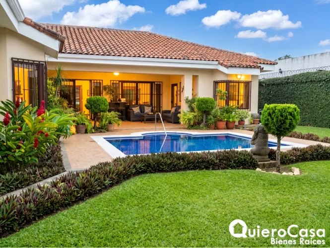Preciosa casa en venta