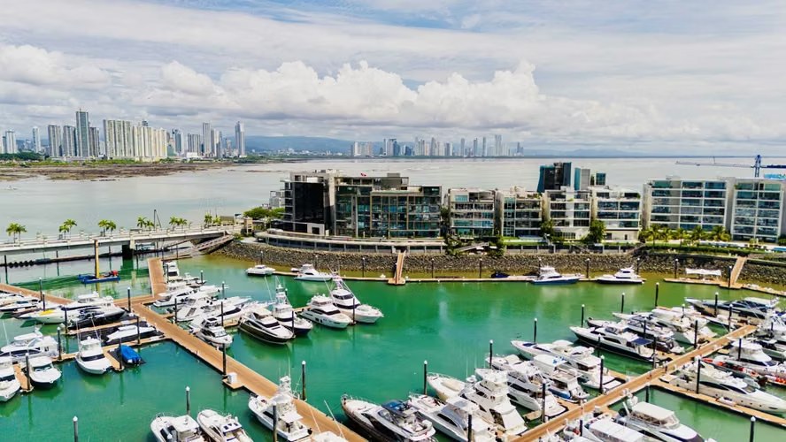 Se vende apartamento en Ocean Reef
