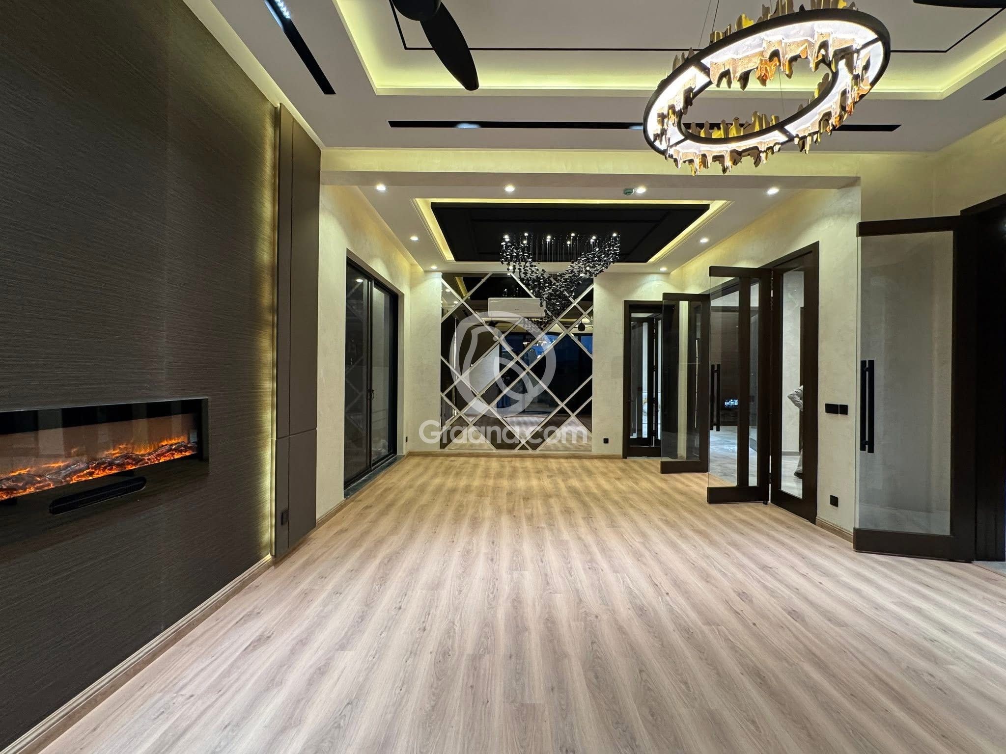 1 Kanal House for Sale