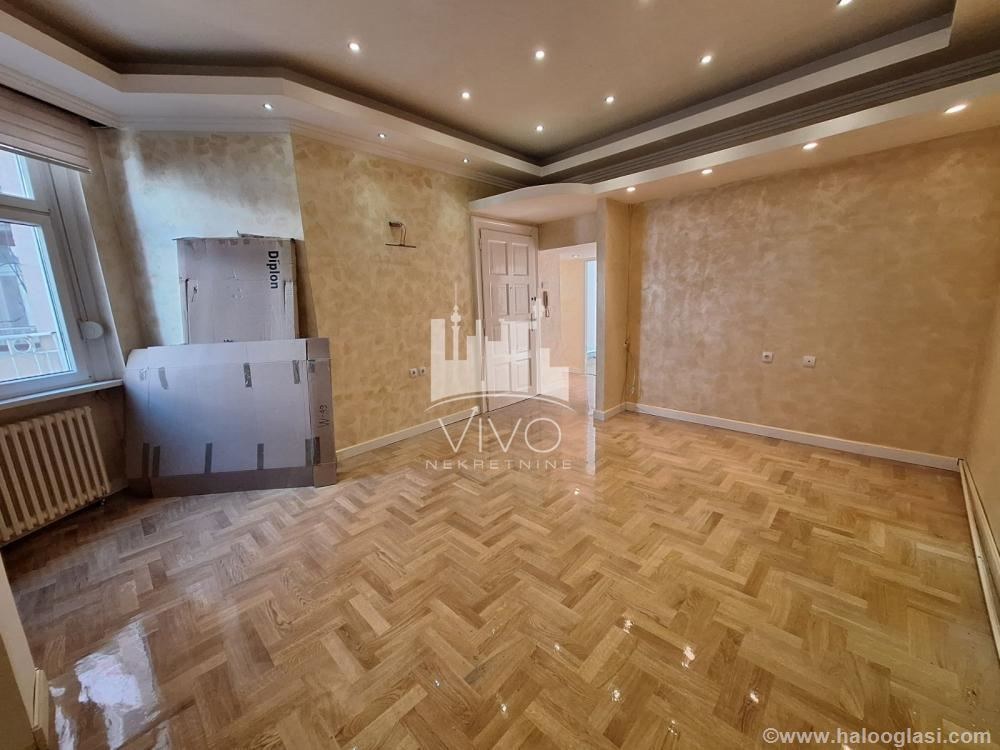 Koče Kapetana,renoviran salonac,83m2 ID#1801
