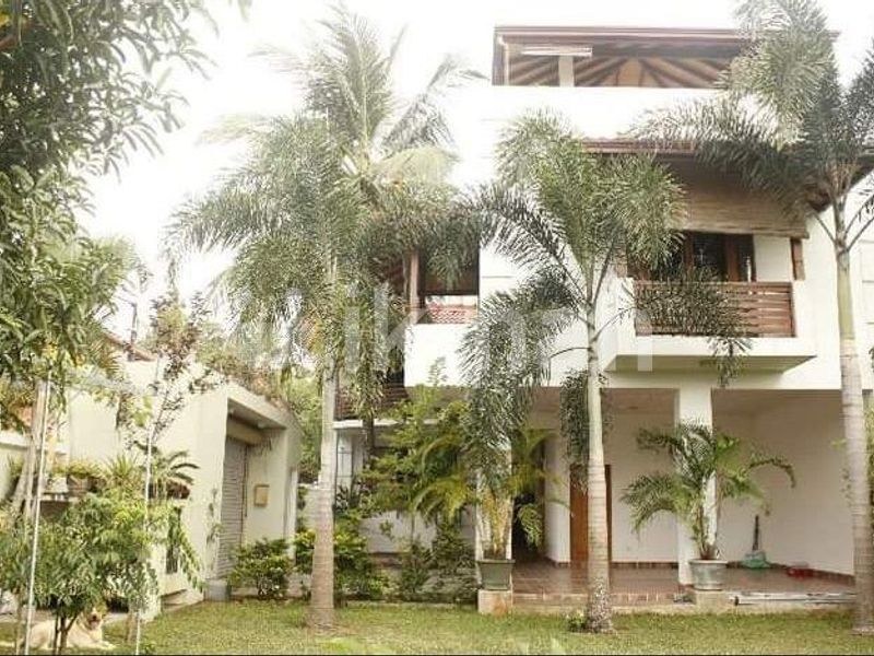 (AF855) 03 Story Luxury House With 22 P Sale in koswatha Nawala