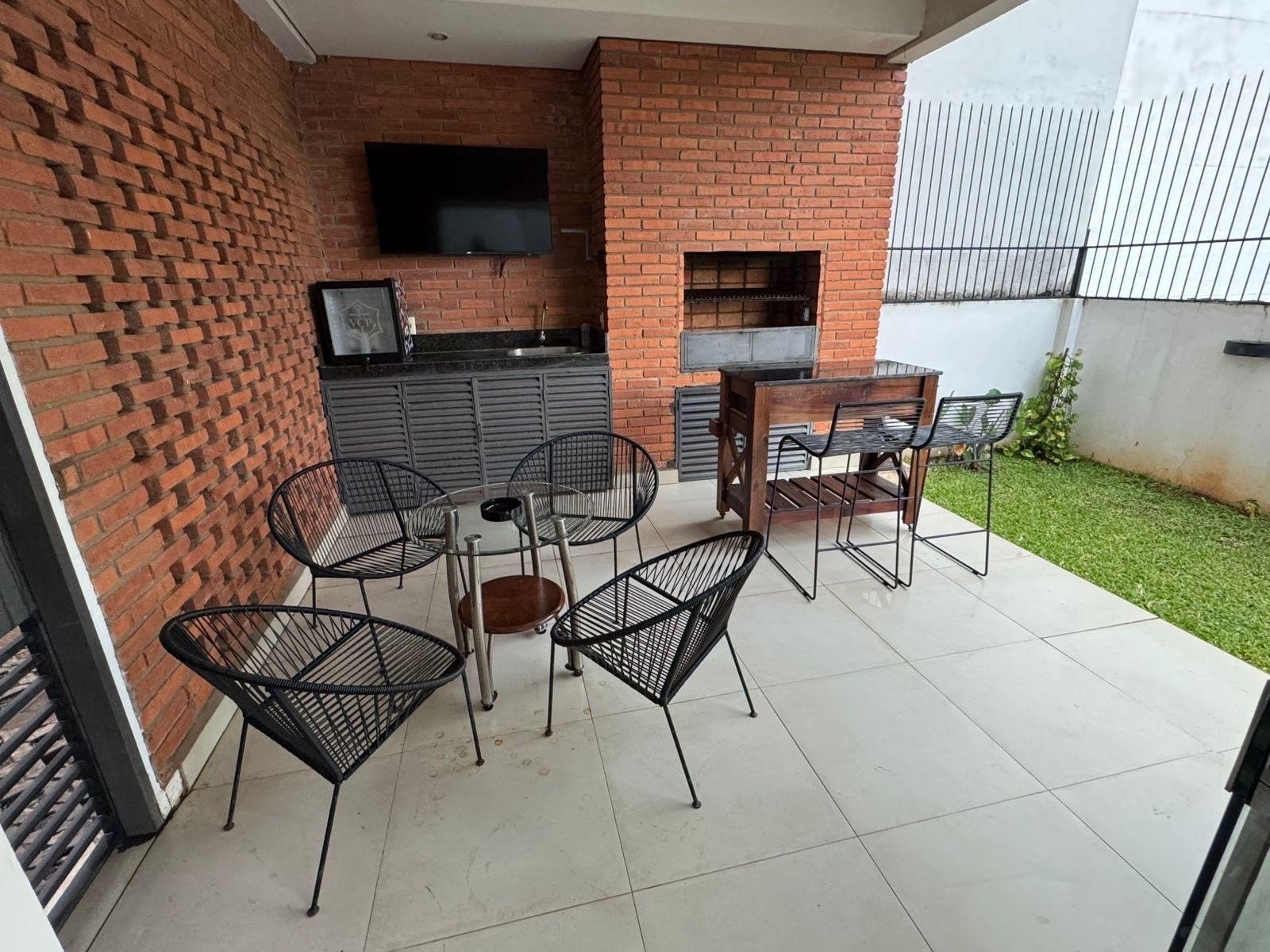 Vendo departamento de 2 dormitorios en PB en Mburucuya