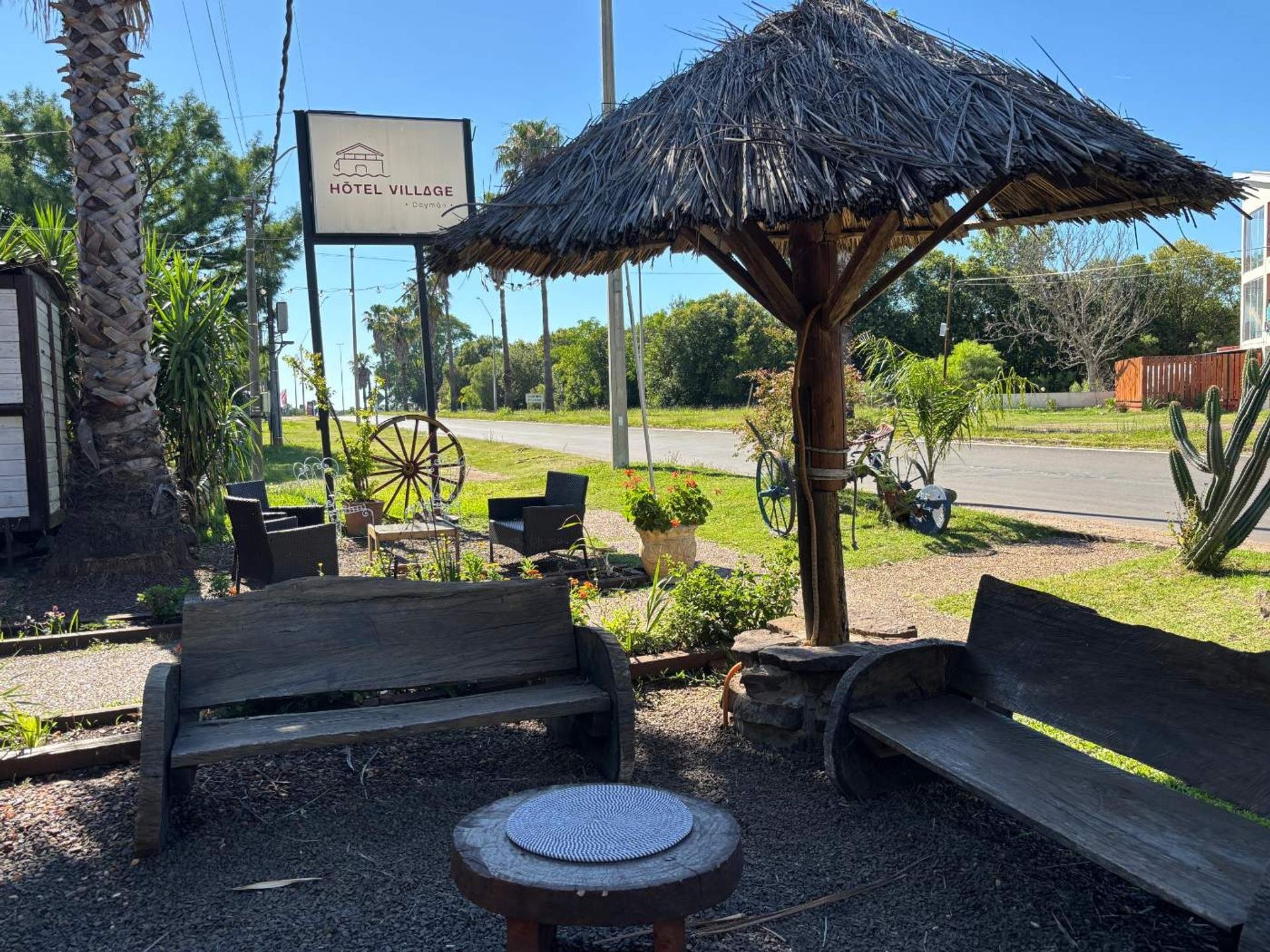 VENTA DE RECONOCIDO HOTEL EN TERMAS DE DAYMÁN