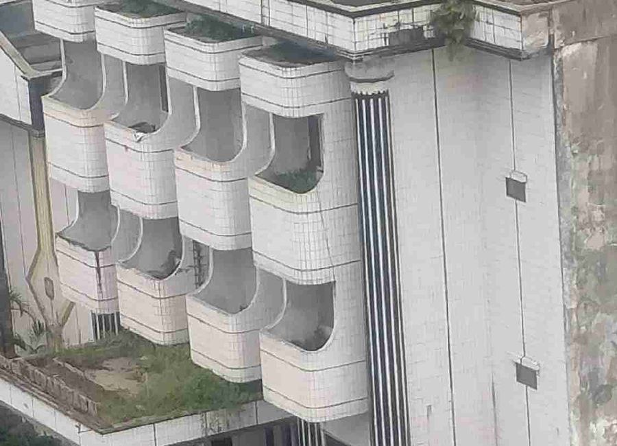 Hotel Dijual di Cihideung