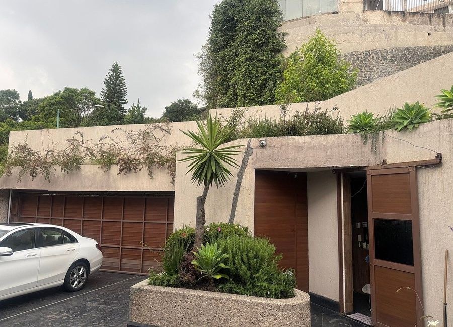Casa en Venta en Bosque de las Lomas