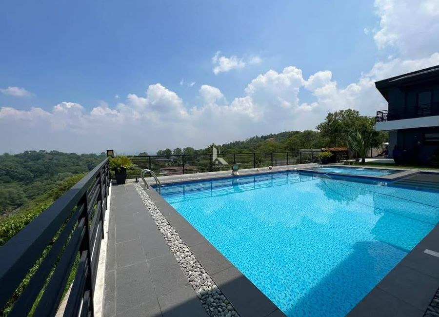 House For Sale in Santa Cruz