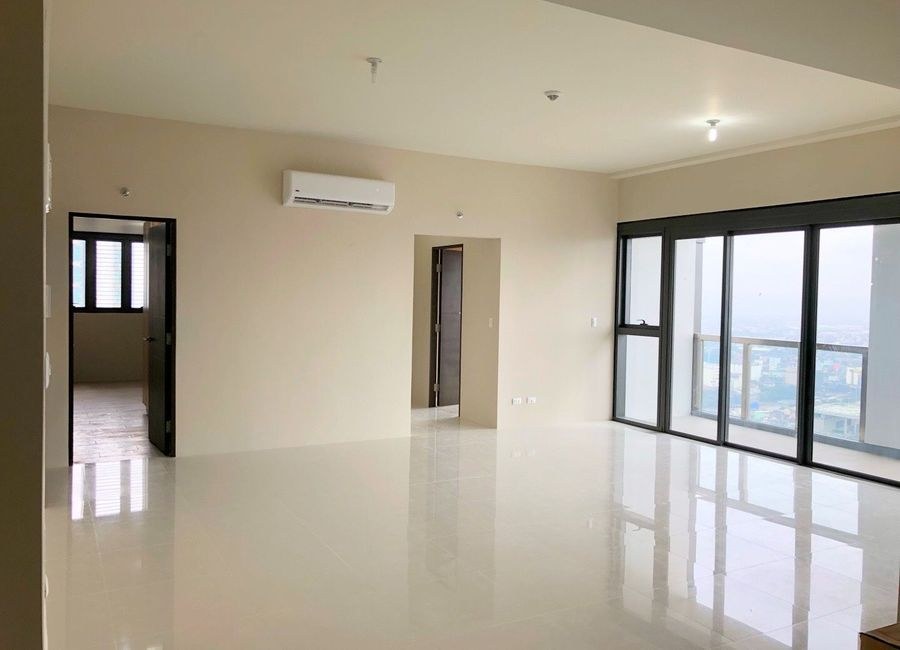 Condo For Sale in Fort Bonifacio