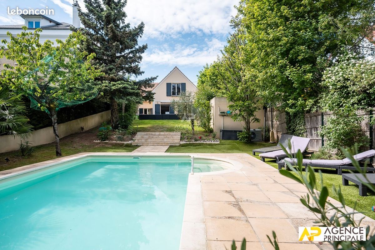 Maison 6 pièces 138 m²