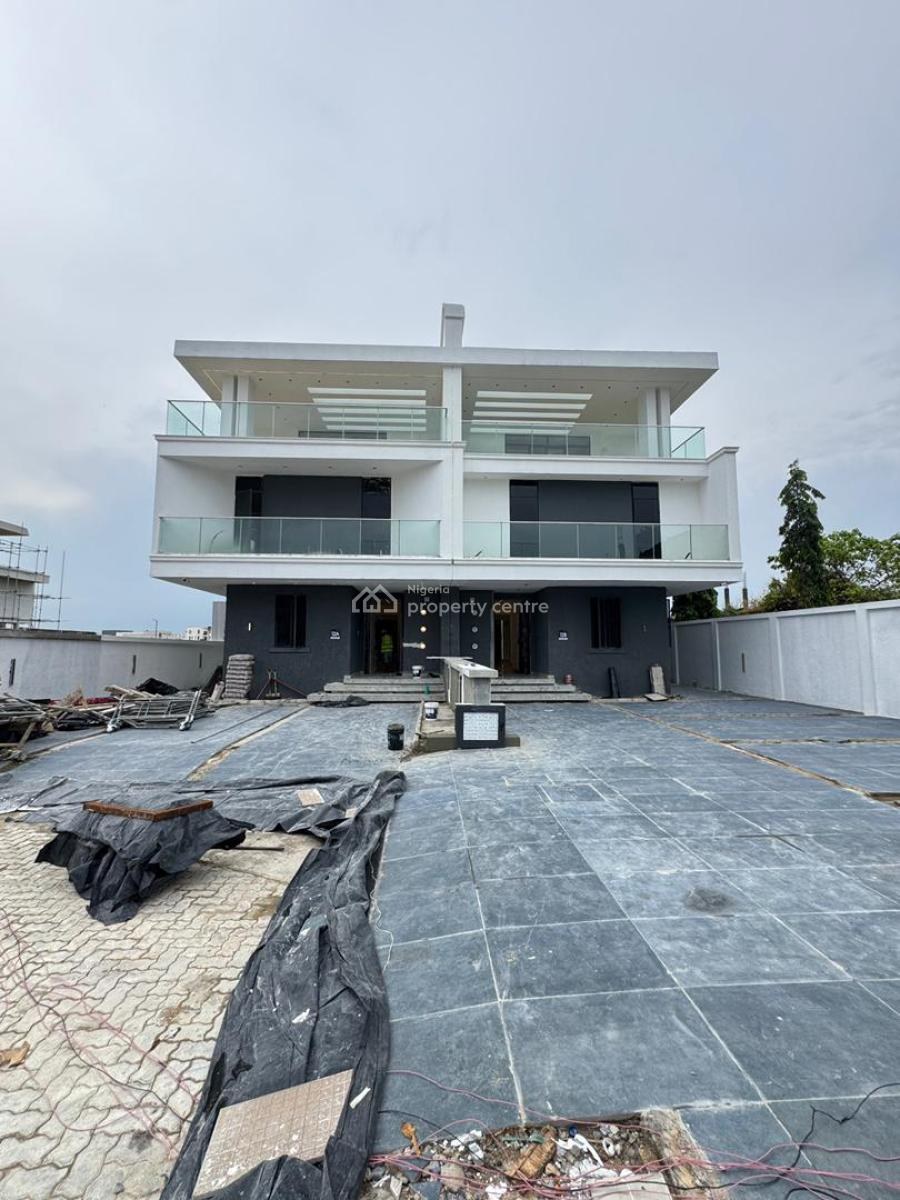 Luxury 5 Bedroom Semi-detatched Duplex With Bq