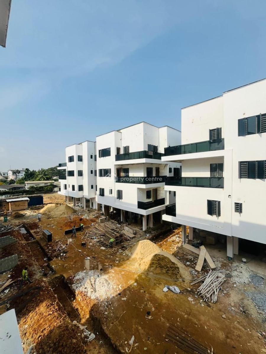Unique 4 Bedroom Penthouse With Bq, Basketball Court, Elevator, Pool