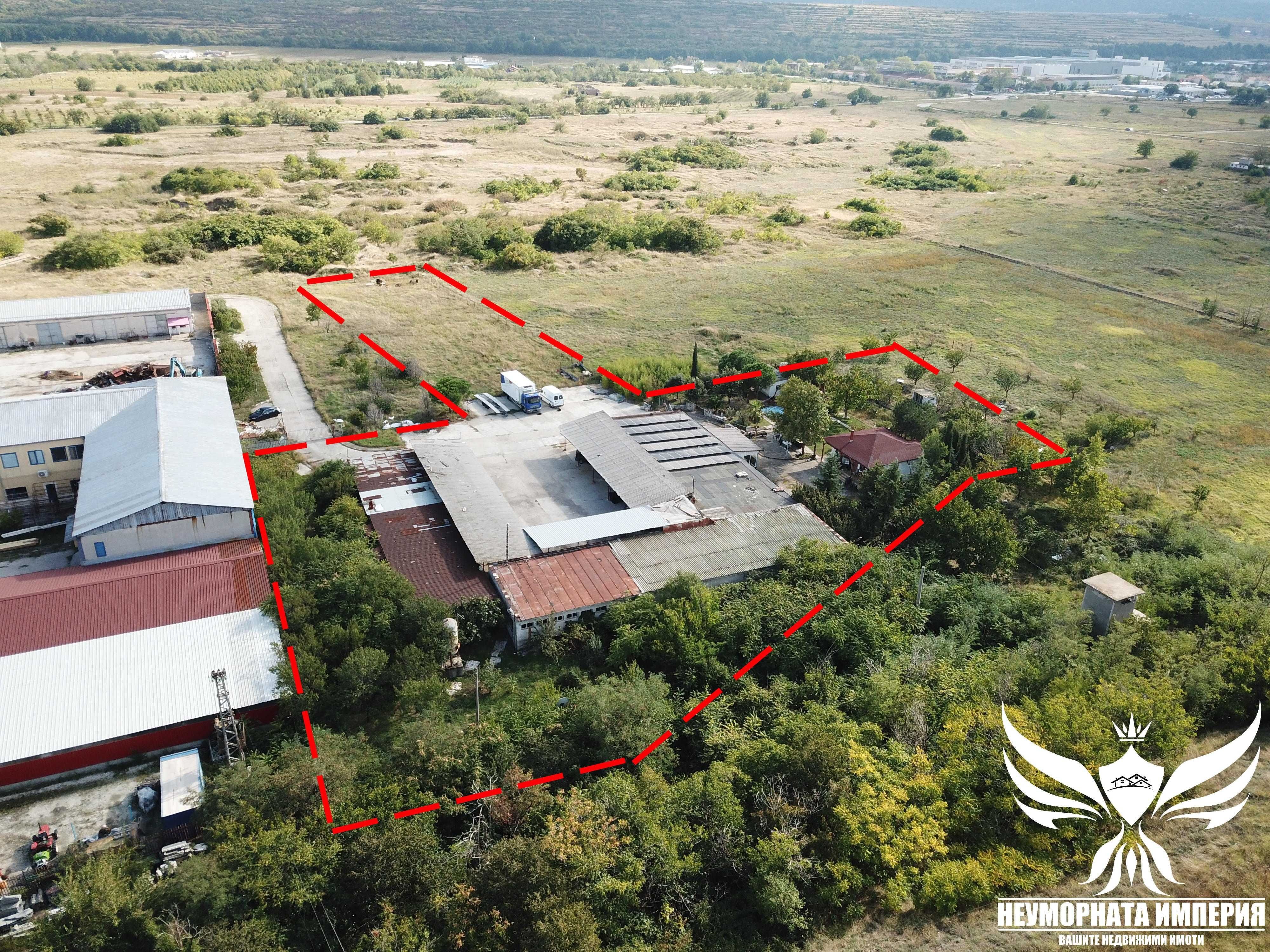 Продавам складова база, къща с постройки и парцел 7700кв в Асеновград