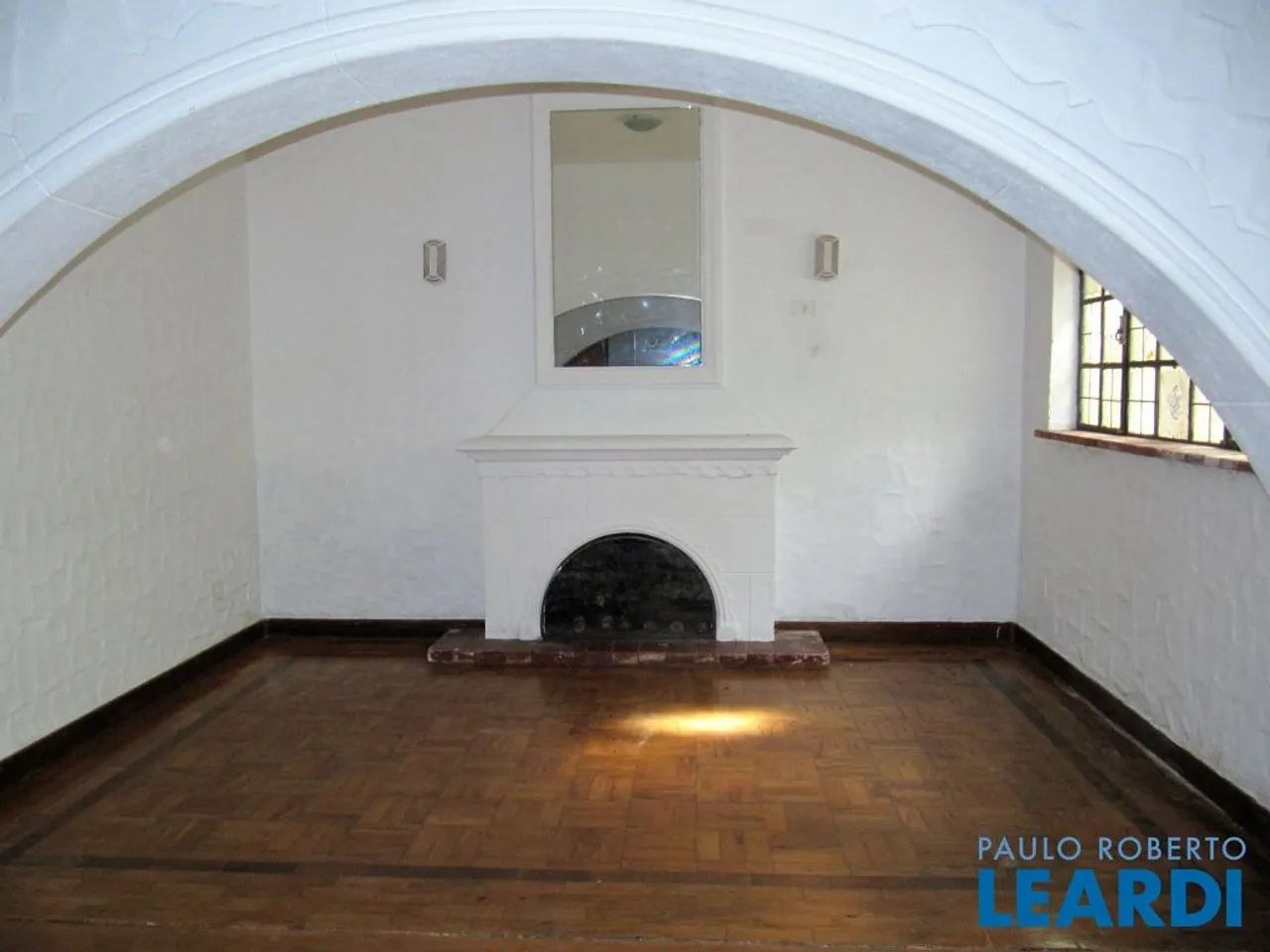 CASA ASSOBRADADA - JARDIM AMÉRICA - SP