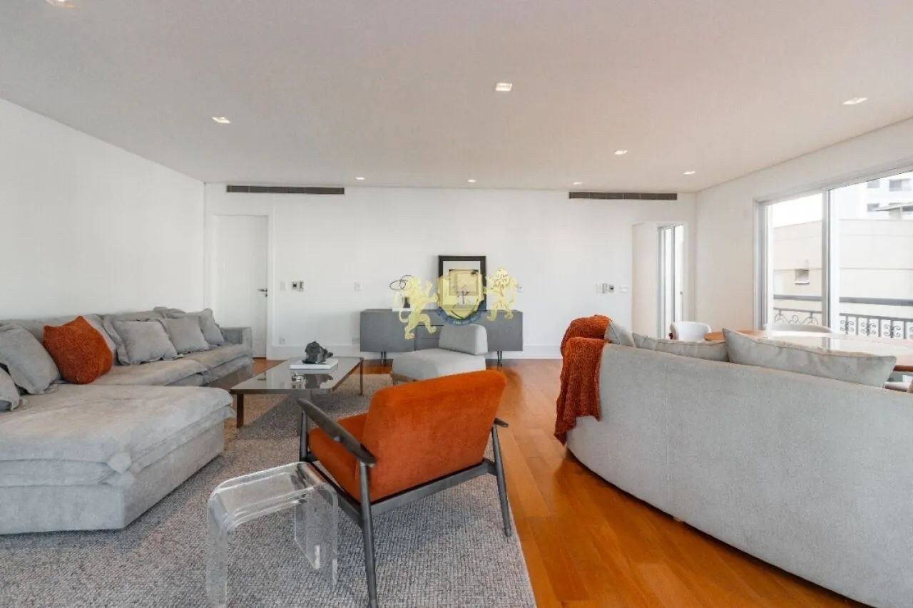 Apartamento com 3 dormitórios à venda na Vila Olímpia - SP