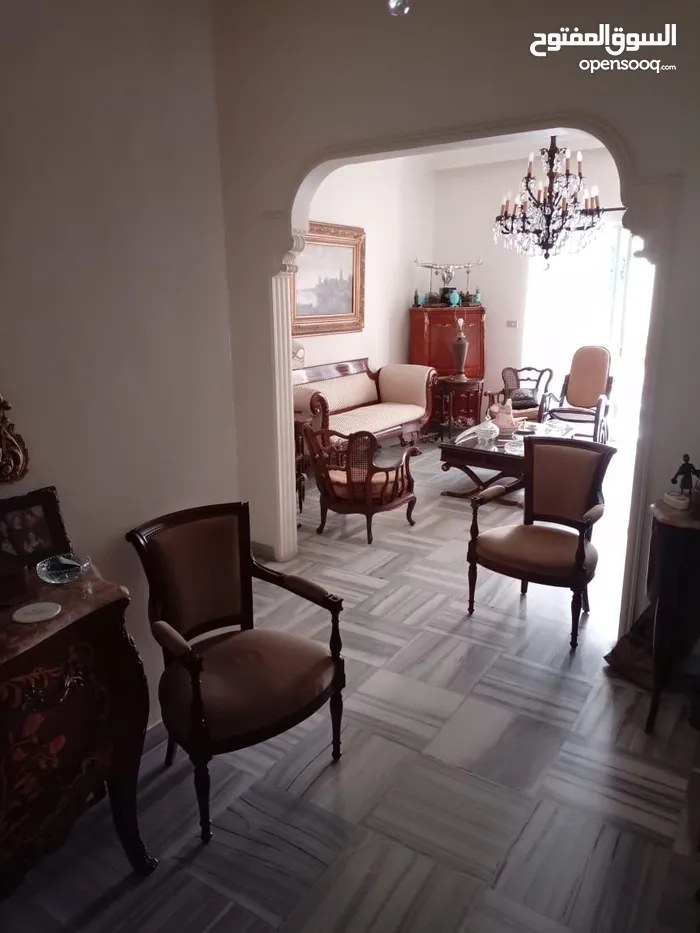 153 m2 5 Bedrooms Apartments for Sale in Beirut Ras Beirut