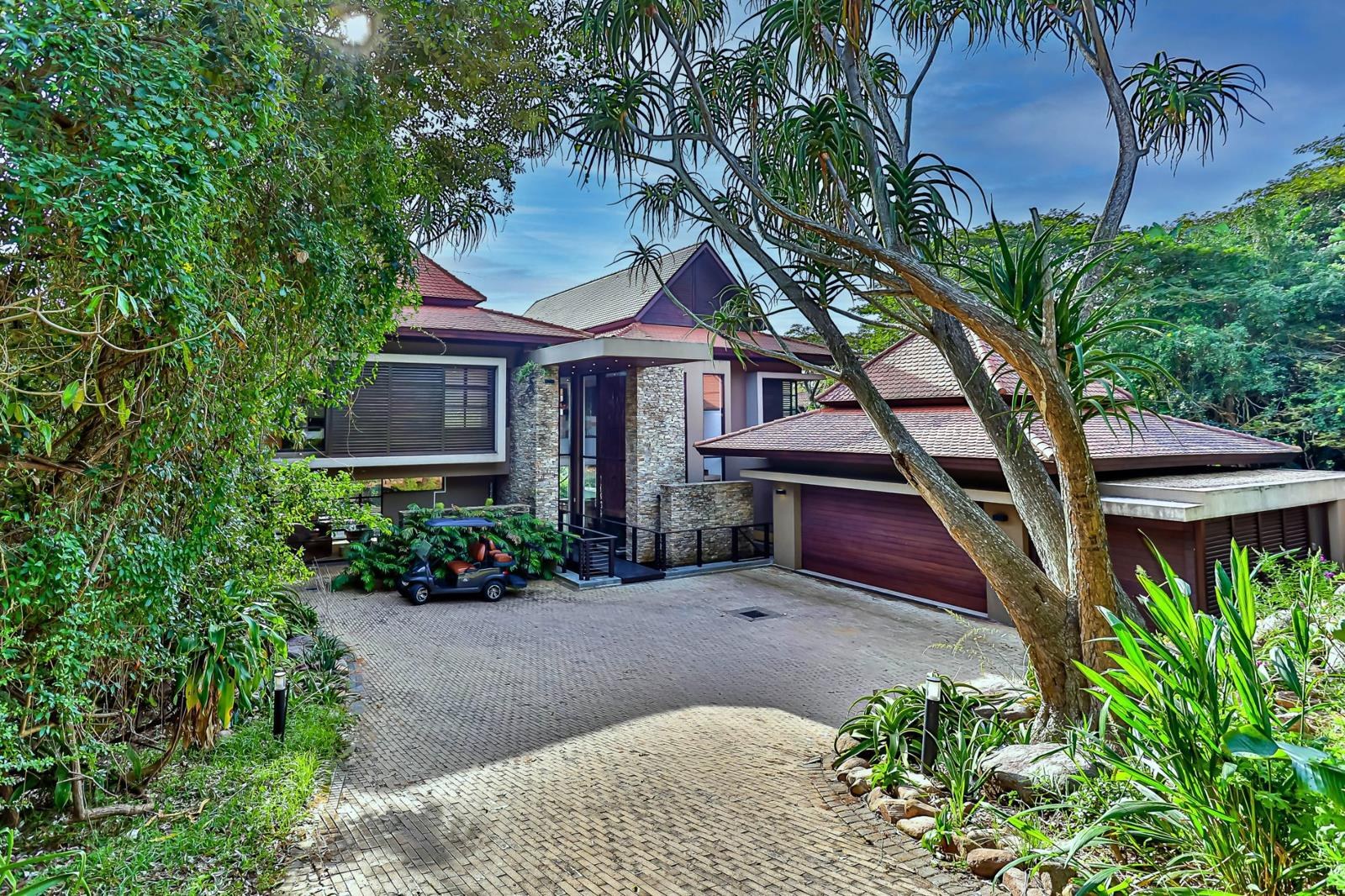 4 Bedroom House in Zimbali Estate
