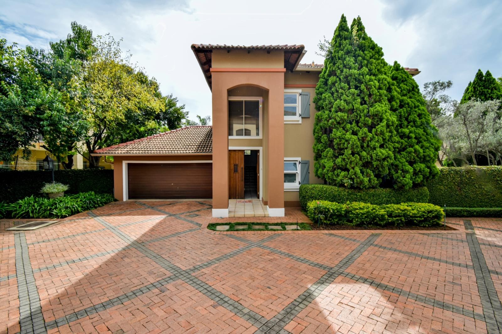 4 Bedroom House in Brooklyn