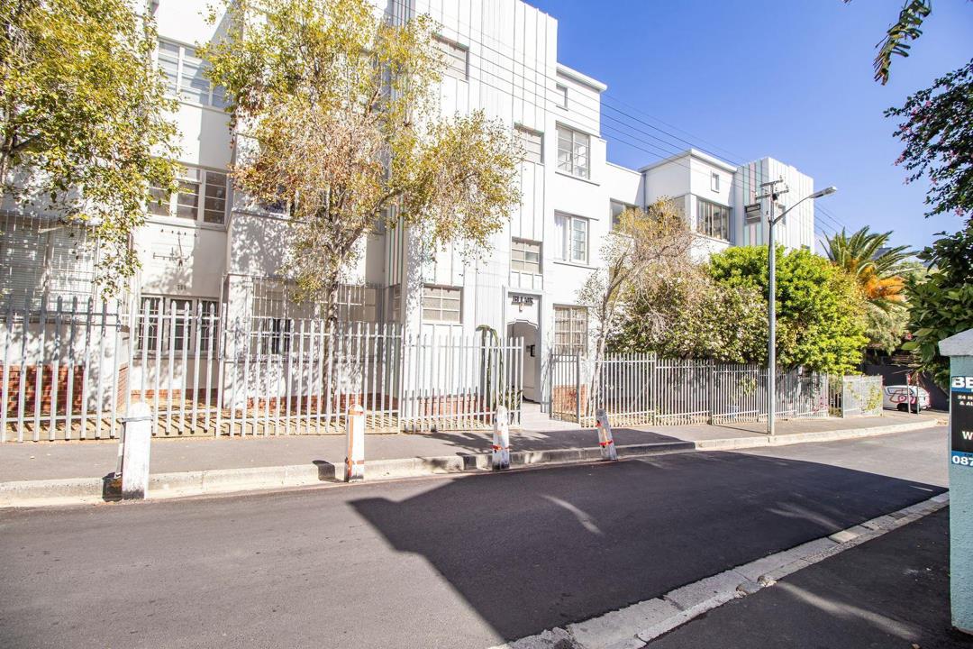 2 Bedroom Apartment / Flat for Sale in Sea Point