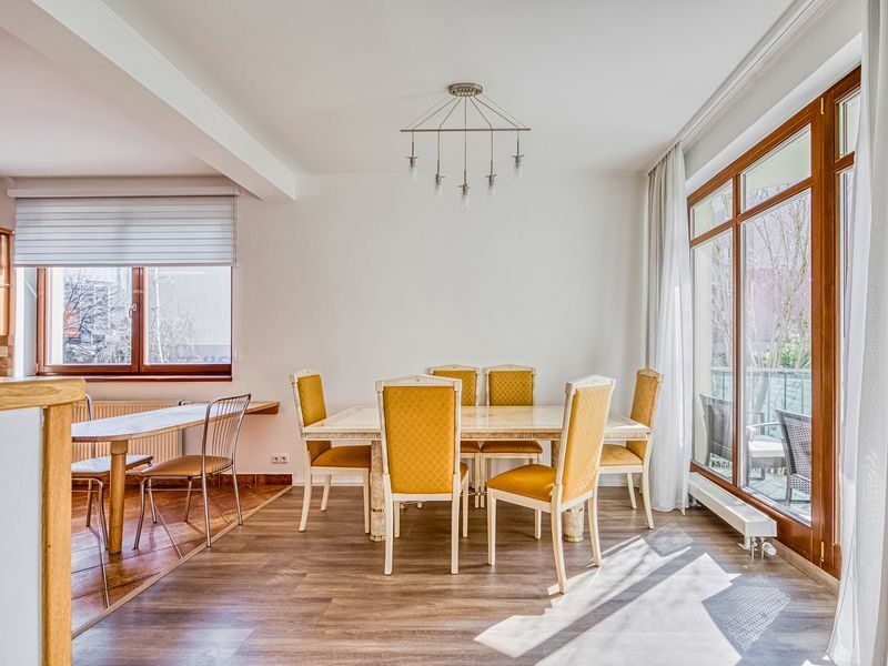 For sale family house 190 m², property 201 m²