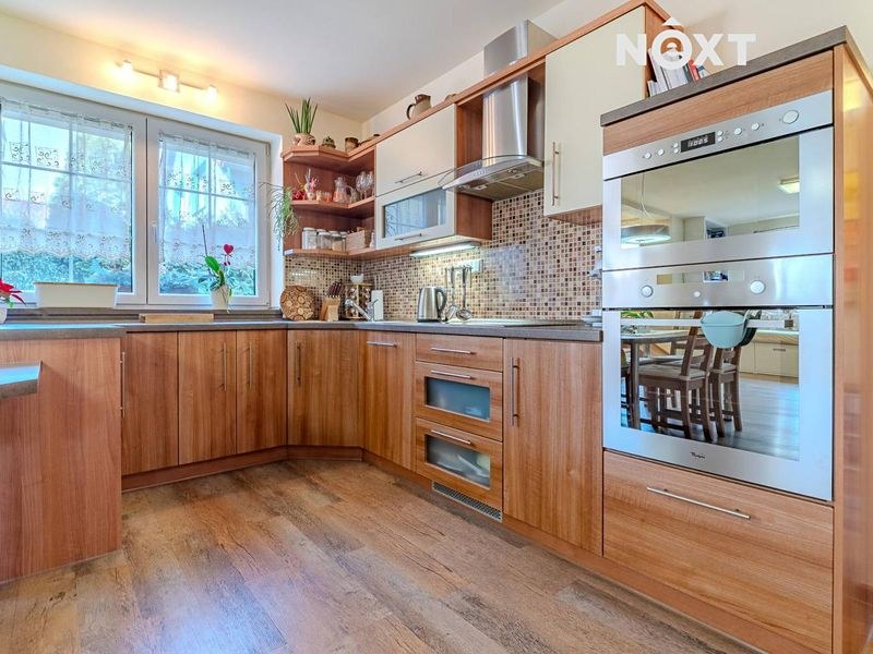 For sale family house 140 m², property 949 m²
