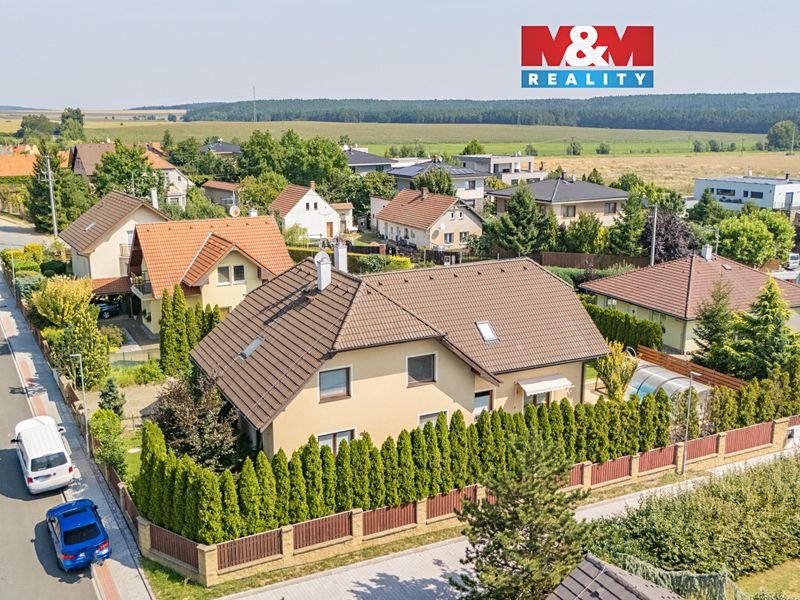 For sale family house 266 m², property 803 m²