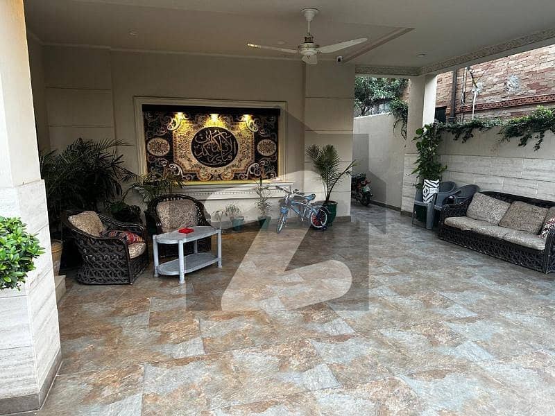 Owner Built 31 Marla Classic Furnished 23 Marla House For Sale In Cantt. LHR