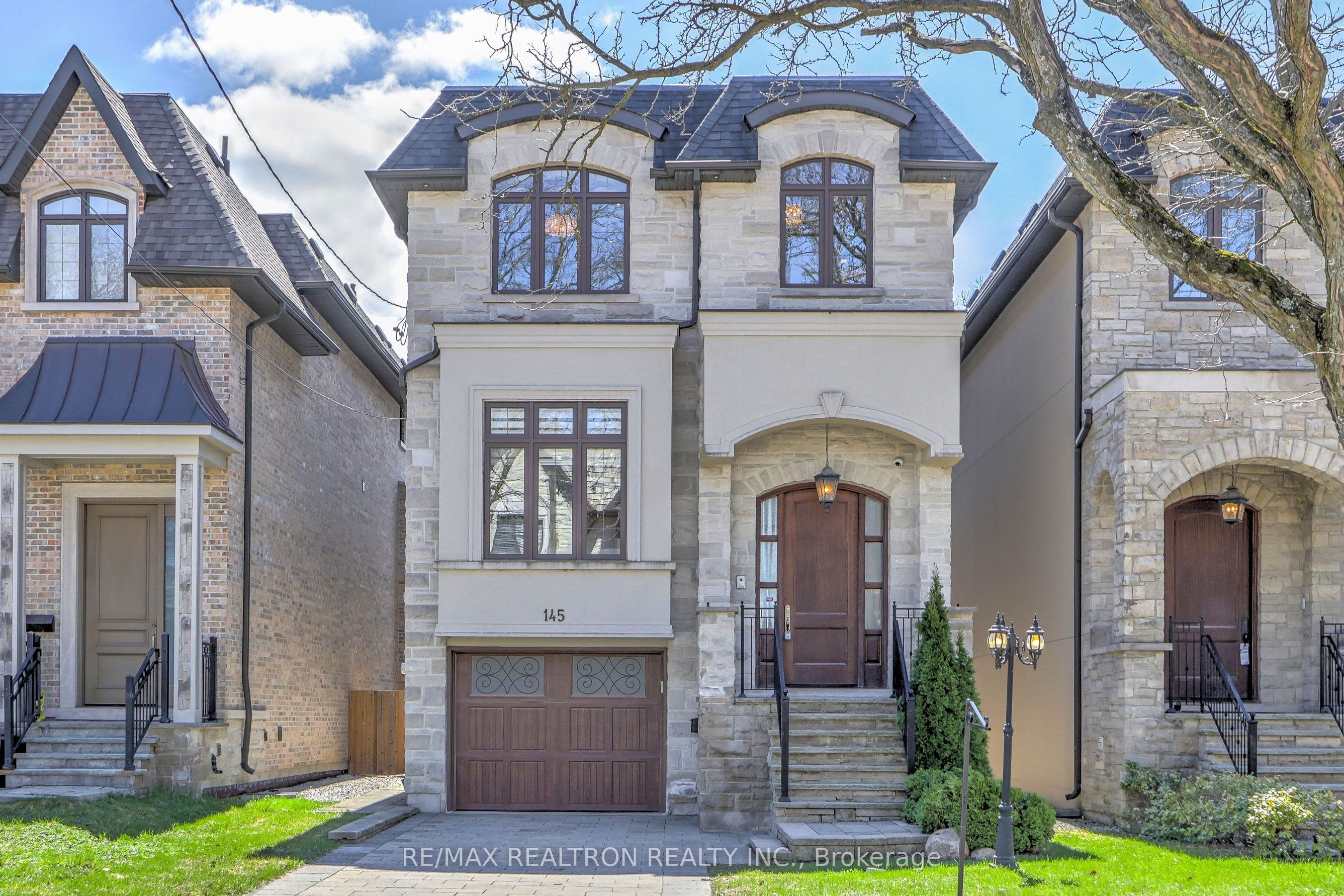 145 Kingsdale Avenue, Toronto, ON, M2N 3W8